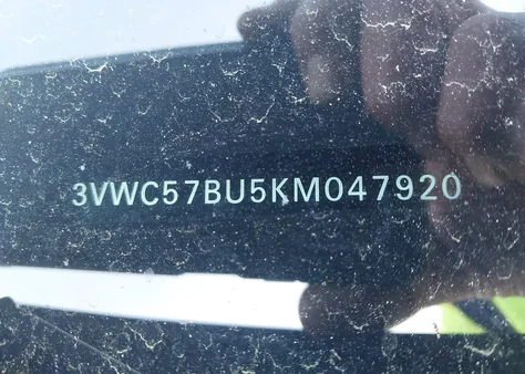3VWC57BU5KM047920